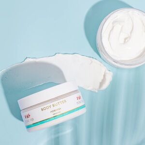 MORINGA NOURISHING BODY BUTTER (8OZ/235ML)